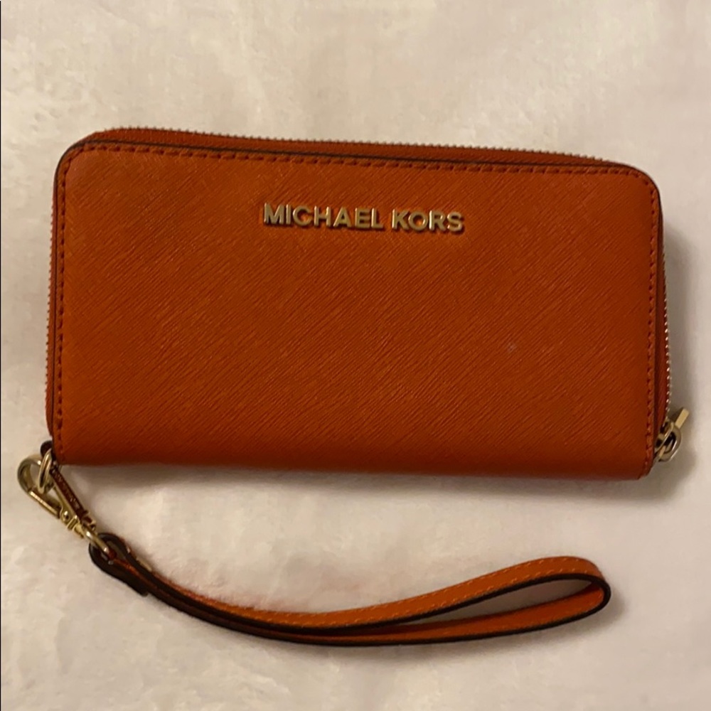 Michael Kors Wristlet